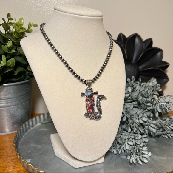 Dahlia Stone Cat Pendant in Solid Sterling Silver – 925 Stamped - Picture 13 of 15